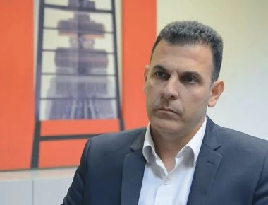 Την αποχώρησή του από την Περιφέρεια ανακοίνωσε ο Γ.Καραμέρος- Κατεβαίνει υποψήφιος δήμαρχος Αμαρουσίου